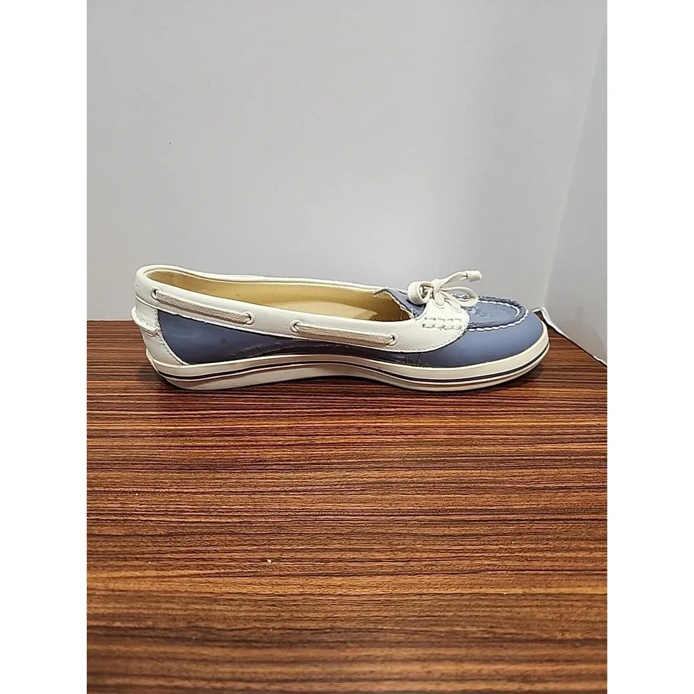 Tommy Bahama Womens 8 Castille Boat Shoes Slip‎ On Faux Leather Blue White